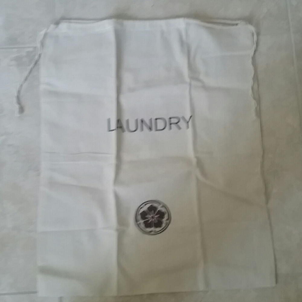 Laundry bag nwot 21 x 18 draw string